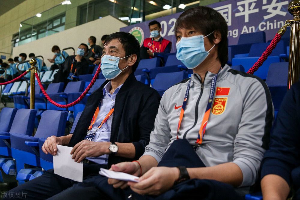拜仁0-2落后法兰克福　第36分钟，拜仁被打花了！